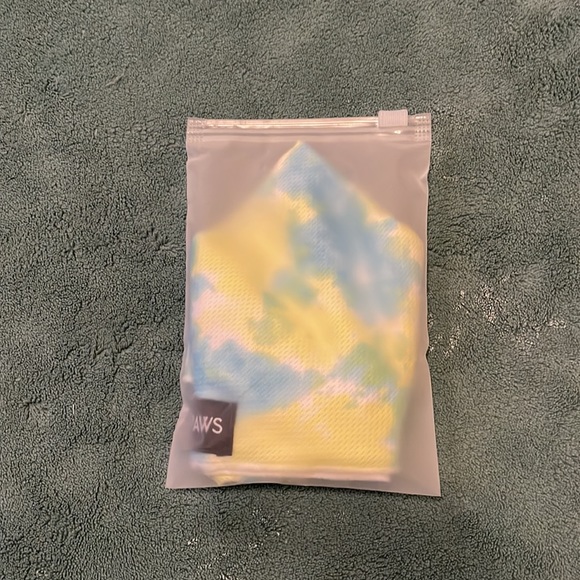 Spark Paws Dog Bandanna - Picture 3 of 4